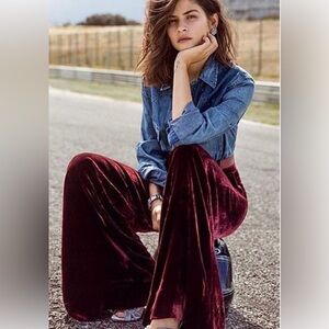 ⭐️ Ann Taylor wine velvet rayon silk highrise lined wide leg pants side zipper 6